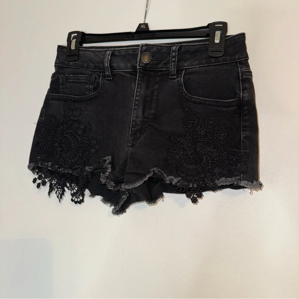 American Eagle Hi-Rise Shortie Black Shorts Size: 4